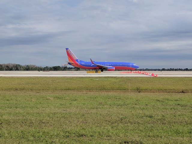 N8624J - Twin-engine aircraft