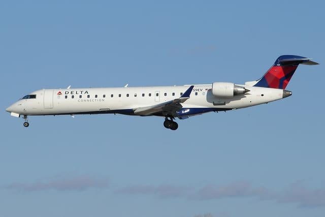 N759EV - Bombardier