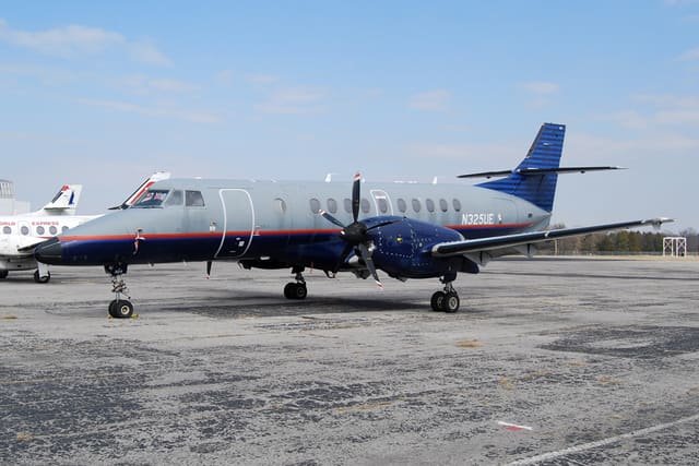 N325UE - Aircraft