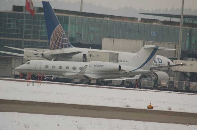 N767DT - Business jet