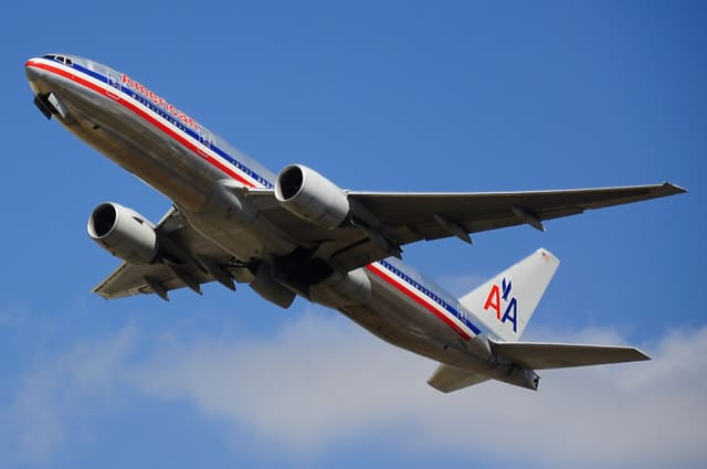 N768AA - Boeing