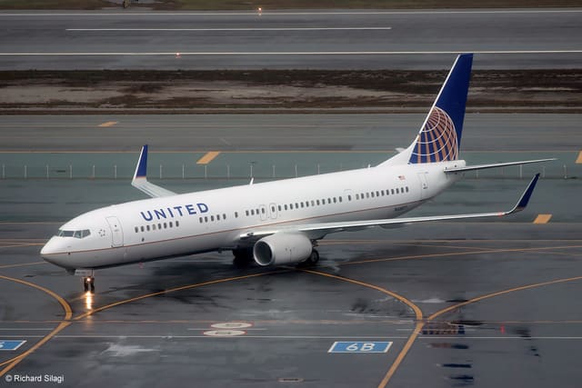N68811 - Boeing