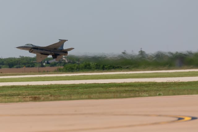  - Single-engine aircraft