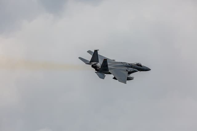  - Twin-engine aircraft