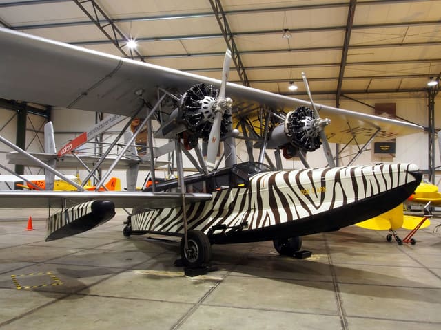  - Twin-engine aircraft