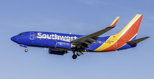 N924WN - Twin-engine aircraft