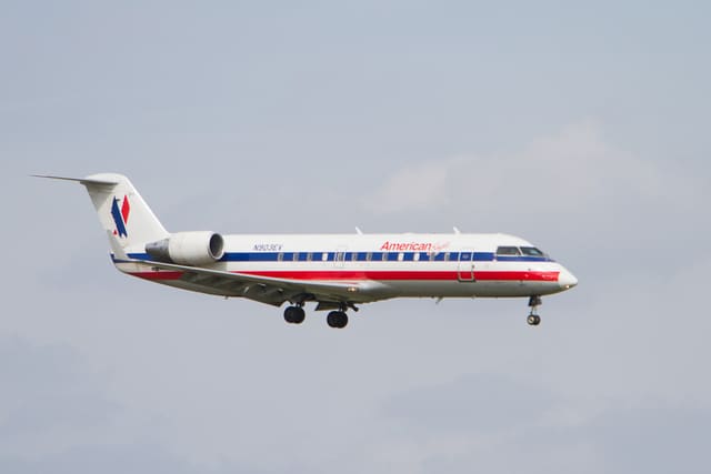 N903EV - Twin-engine aircraft