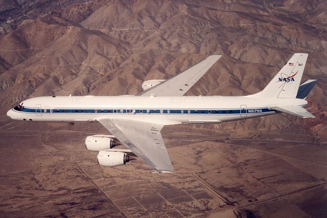 N817NA - Douglas