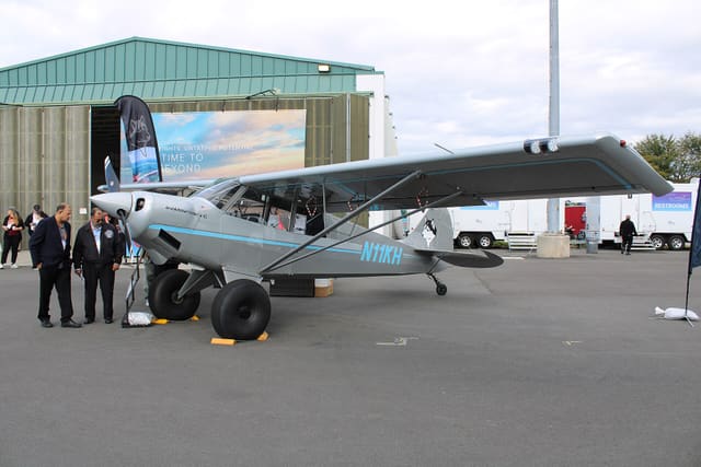N11KH - Aircraft