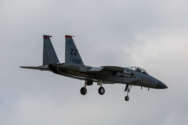  - Twin-engine aircraft