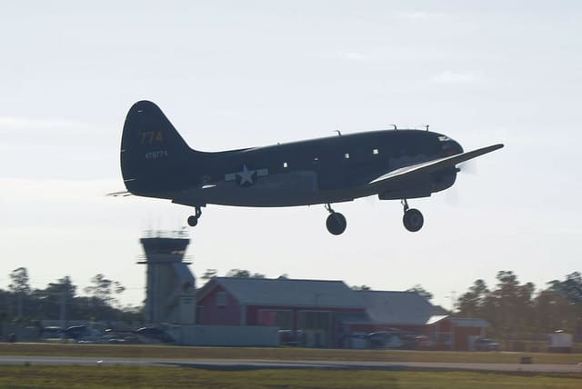 N78774 - Twin-engine aircraft