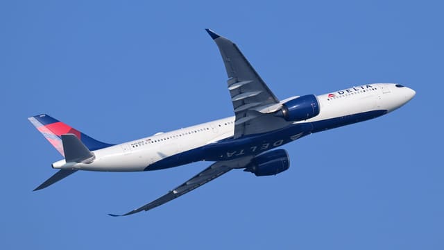 N402DX - Airbus