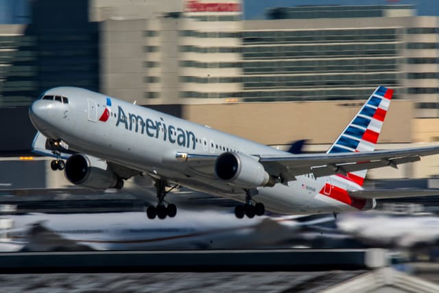 N399AN - Boeing