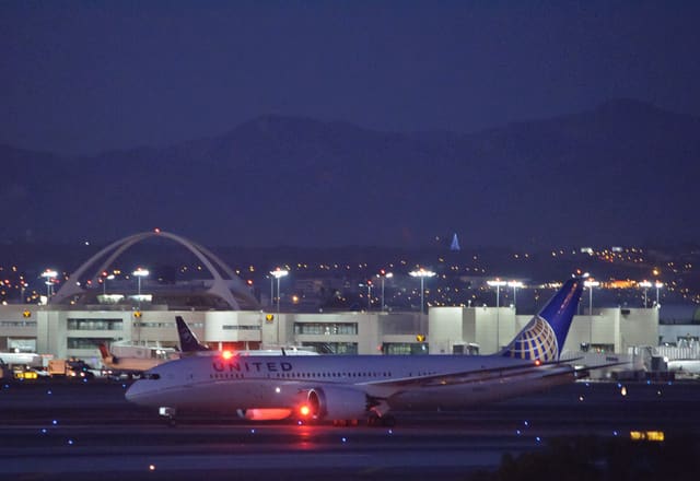 N26906 - Boeing