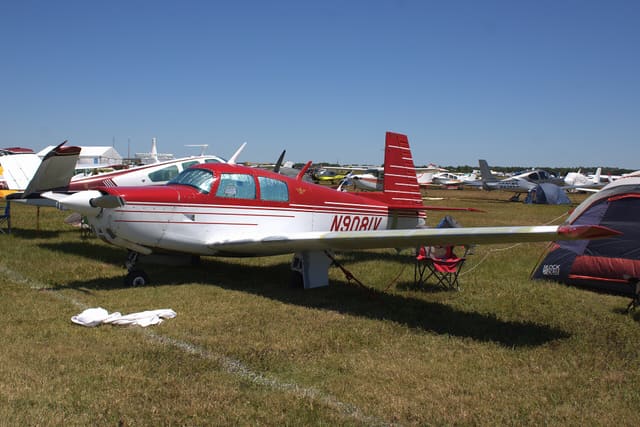 N9081V - Single-engine aircraft