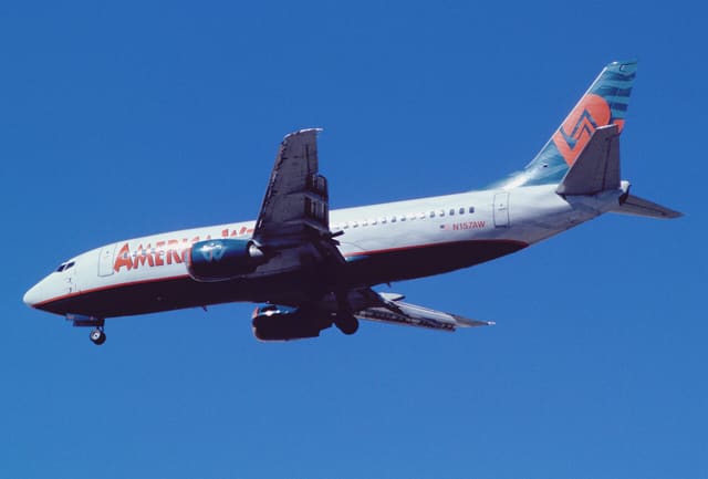 N157AW - Twin-engine aircraft