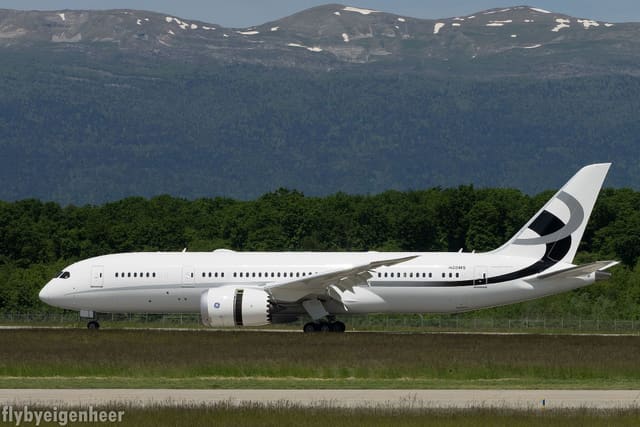 N28MS - Boeing