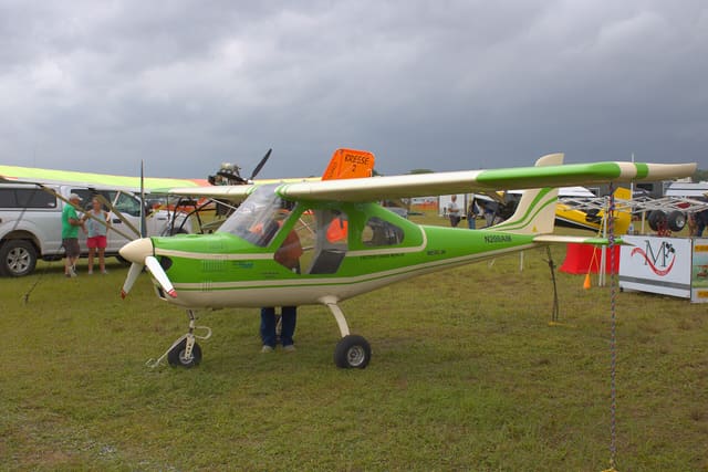 N200AM - Single-engine aircraft