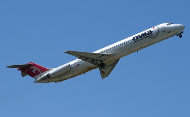 N777NC - Douglas