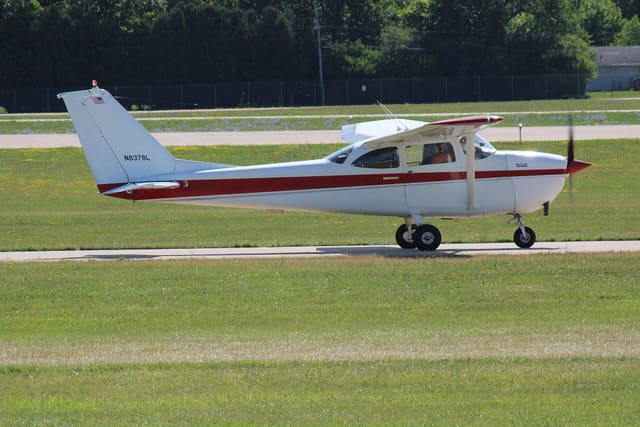 N8378L - Single-engine aircraft