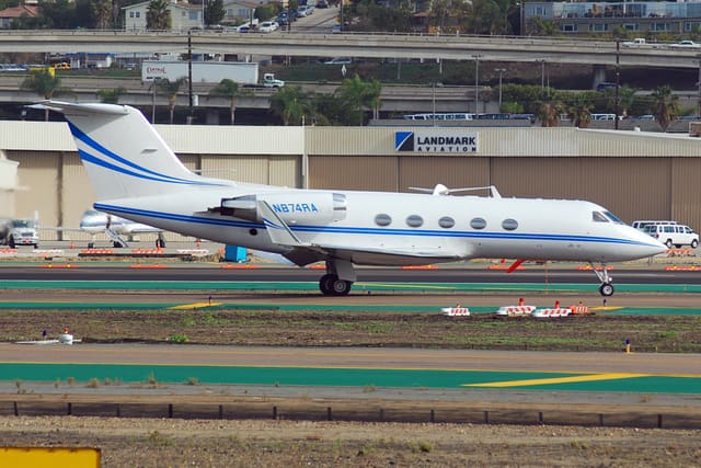 N874RA - Business jet