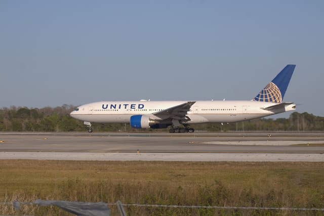 N779UA - Boeing