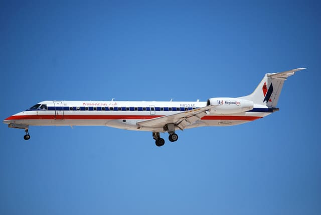 N822AE - Embraer