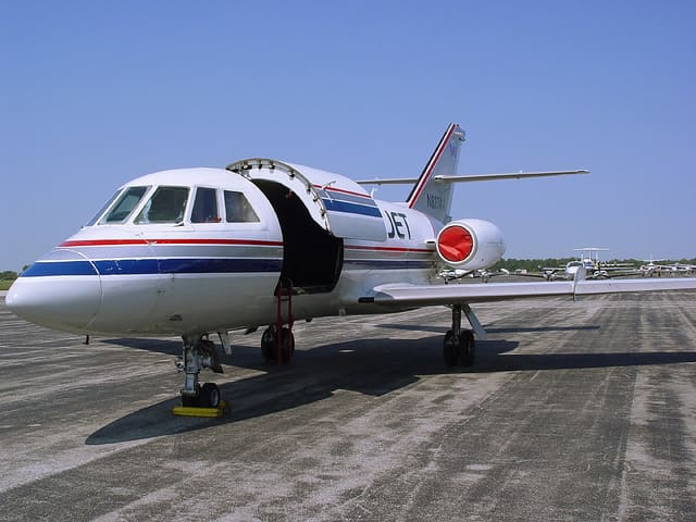 N827AA - Business jet