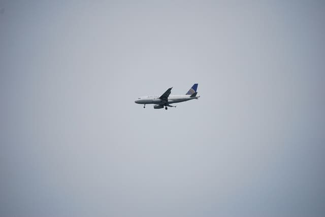 N842UA - Aircraft