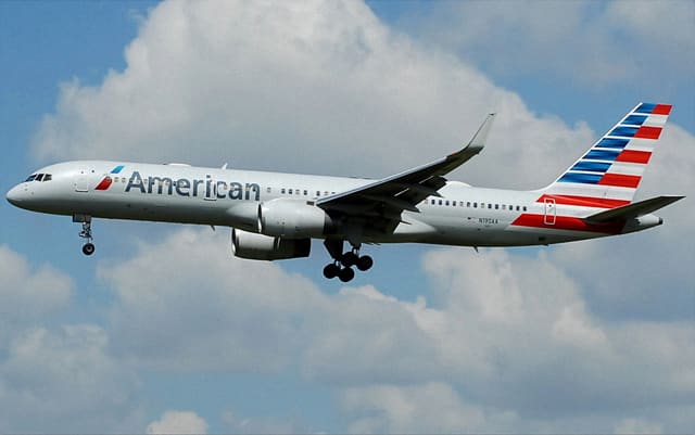 N190AA - Boeing