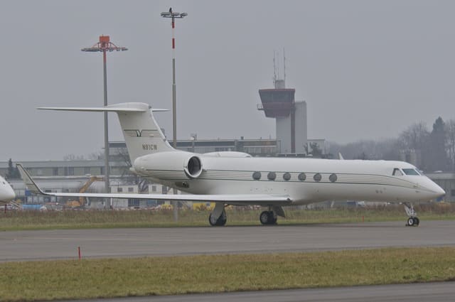 N91CW - Business jet