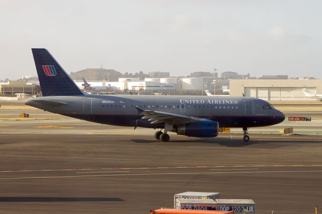 N839UA - Airbus