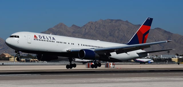 N125DL - Boeing