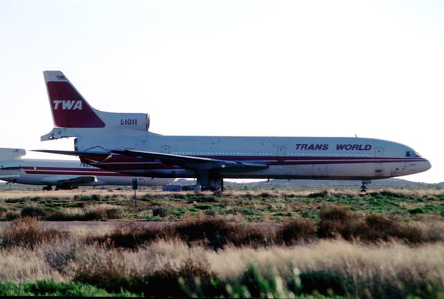 N31023 - Aircraft