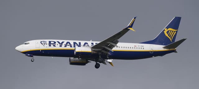 SP-RNP - Twin-engine aircraft