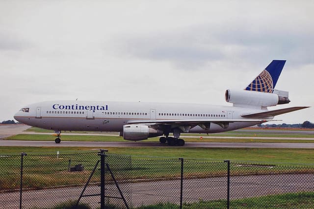 N39081 - Douglas