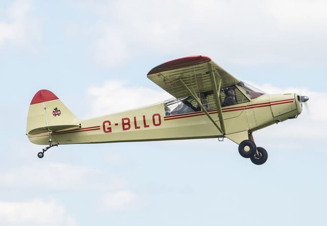 G-BLLO - Piper