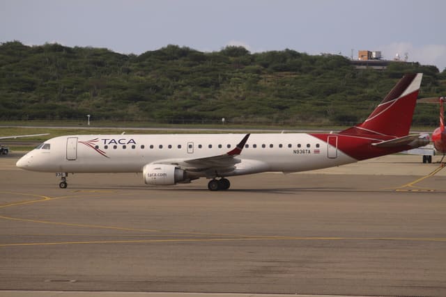 N936TA - Twin-engine aircraft
