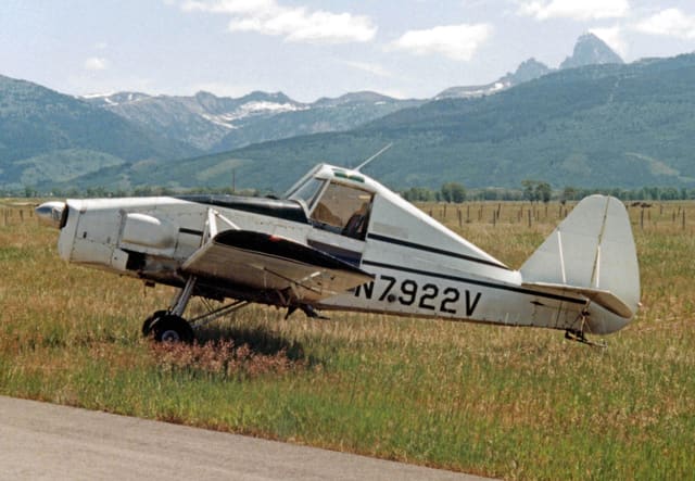 N7922V - Aircraft