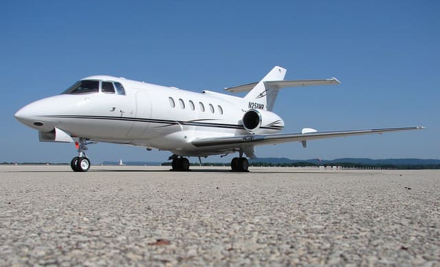 N258MR - Business jet