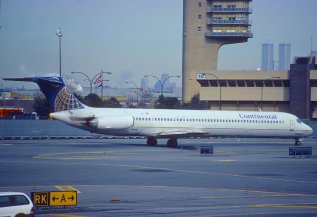 N809NY - Douglas