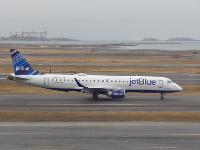 N328JB - Embraer