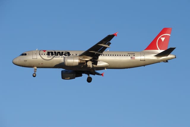 N340NW - Airbus