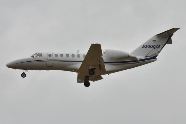N256DA - Business jet