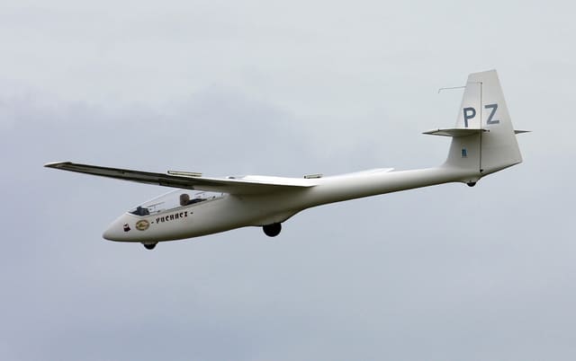 ZK-GPZ - Glider