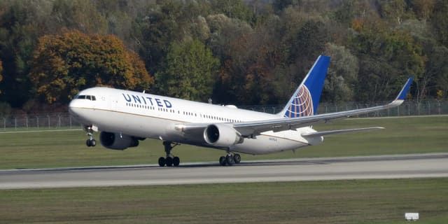 N659UA - Boeing