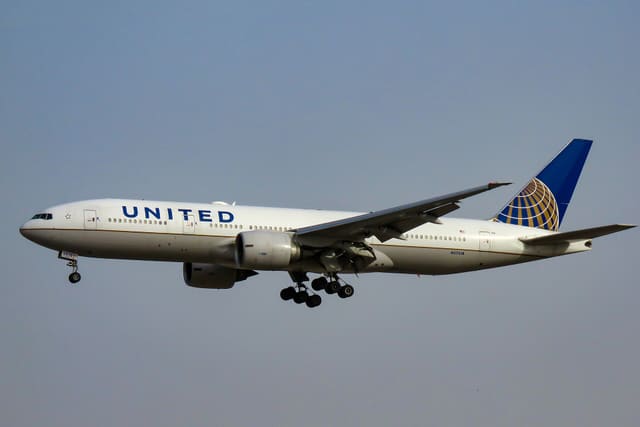 N37018 - Boeing