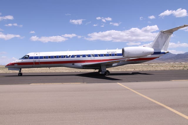 N736DT - Business jet