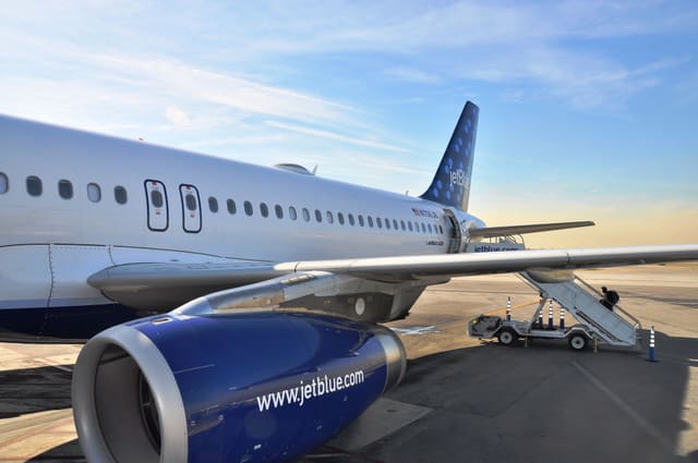 N705JB - Airbus