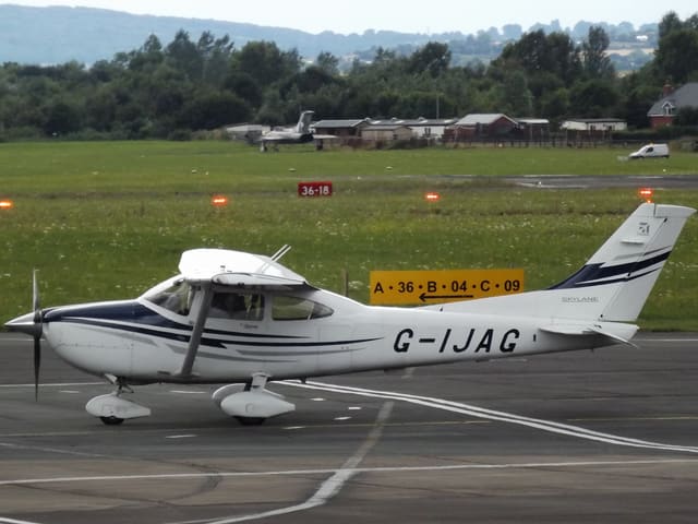 G-IJAG - Cessna